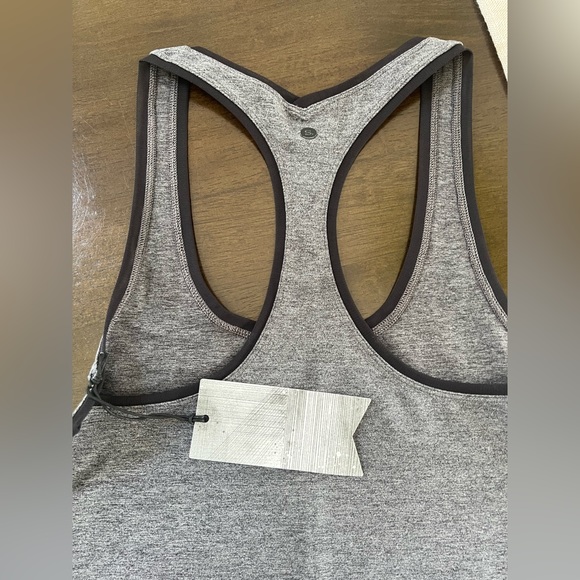 Stori Intro Tank - Picture 3 of 3